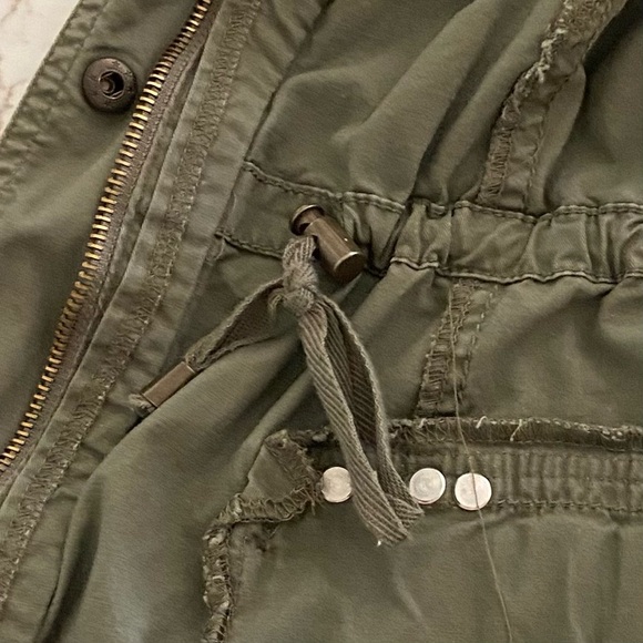 Cargo Utility Hoodie Jacket, Military Vibe, Adjustable Gathered Waist - Picture 9 of 14